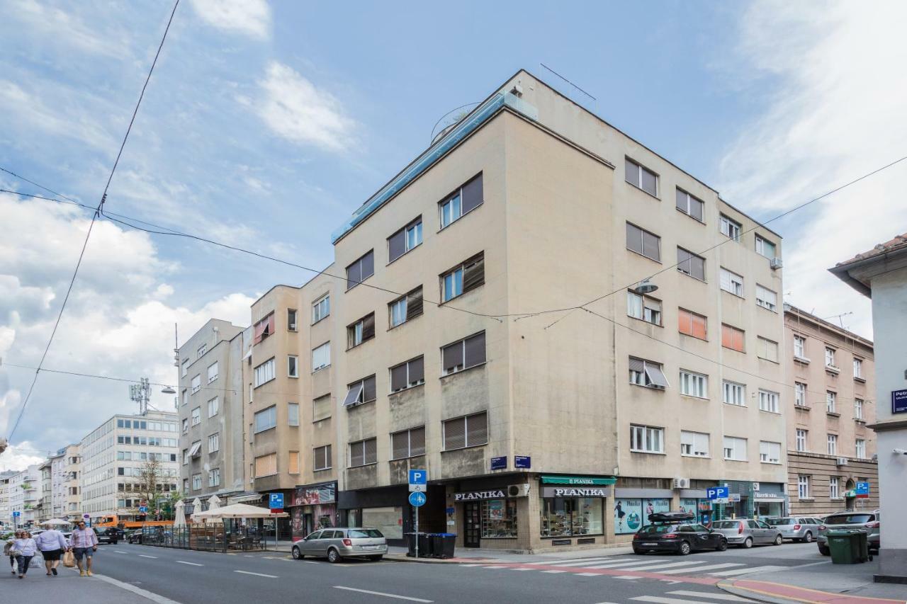 Studio Apartments Near Park Zrinjevac Ζάγκρεμπ Εξωτερικό φωτογραφία