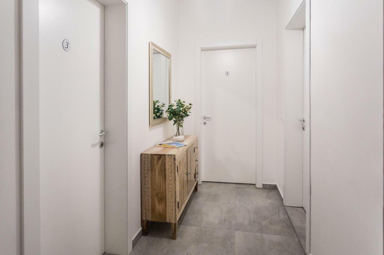Studio Apartments Near Park Zrinjevac Ζάγκρεμπ Εξωτερικό φωτογραφία