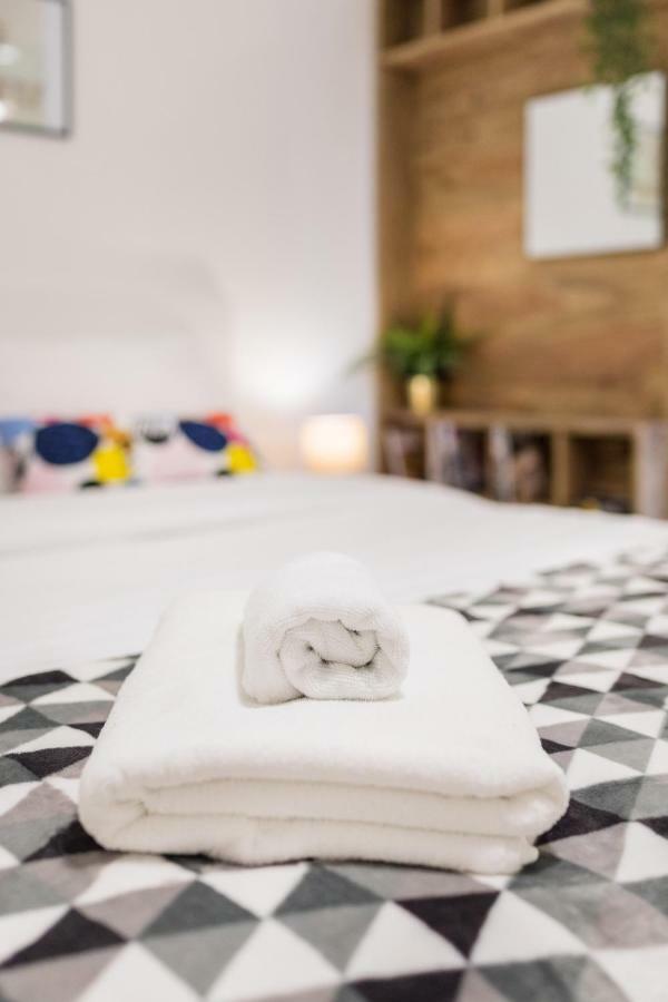 Studio Apartments Near Park Zrinjevac Ζάγκρεμπ Εξωτερικό φωτογραφία